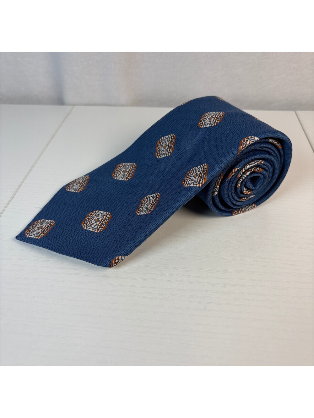 Vintage Le Chevron Blue Geometric Medallion Necktie Mens Retro 1970s Poly Tie
